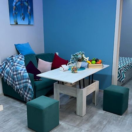 Cool Blue Interior Self Check In Apartman Jereván Kültér fotó
