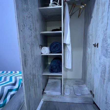 Cool Blue Interior Self Check In Apartman Jereván Kültér fotó