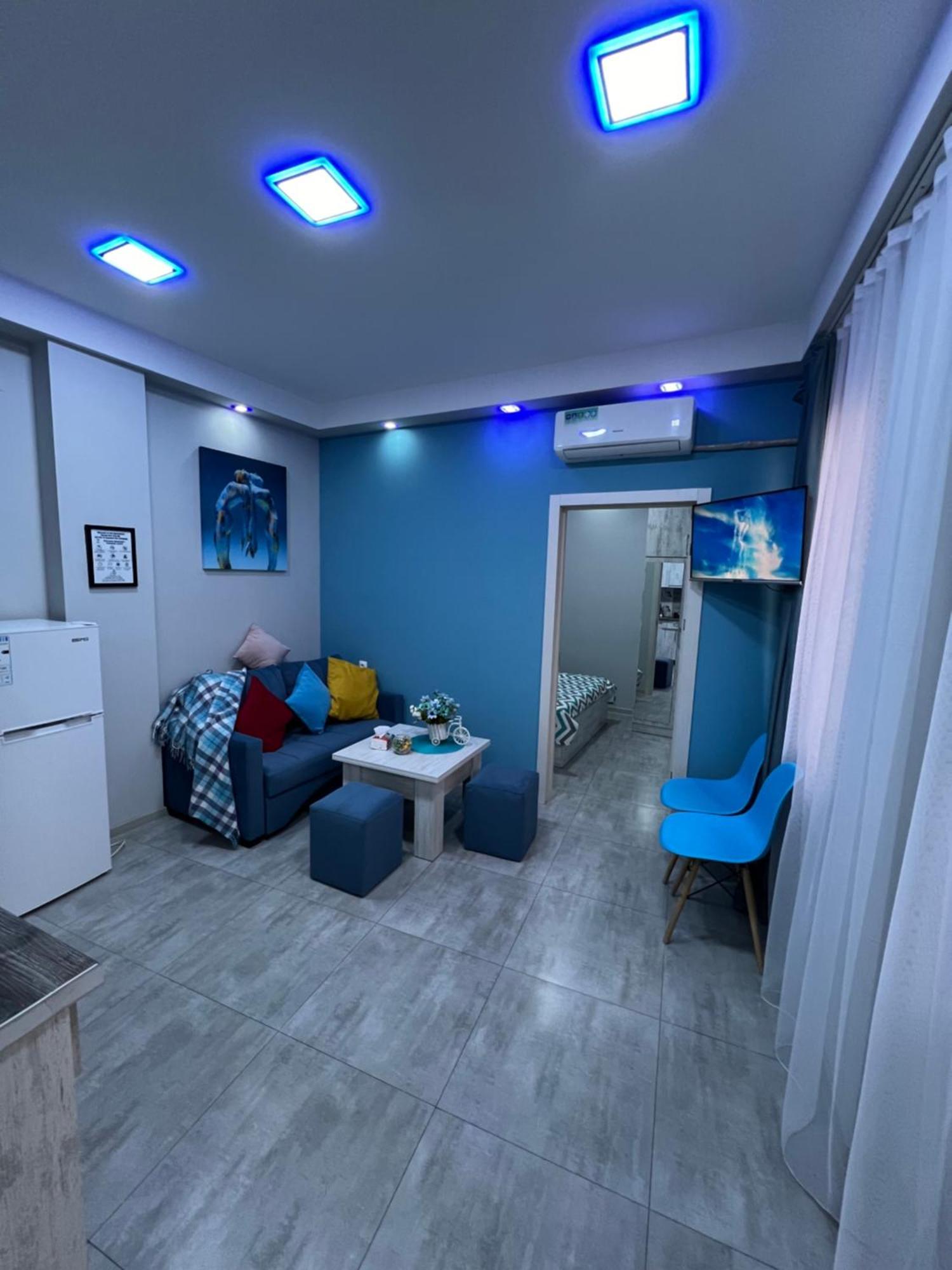 Cool Blue Interior Self Check In Apartman Jereván Kültér fotó